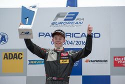 Podium, rostrum, Callum Ilott, Van Amersfoort Racing Dallara F312  Mercedes-Benz