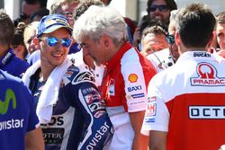 Derde plaats Jorge Lorenzo, Yamaha Factory Racing met Gigi Dall'Igna, Ducati Corse General Manager