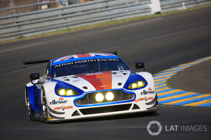 #99 Beechdean AMR Aston Martin Vantage GTE: Andrew Howard, Ross Gunn, Oliver Bryant