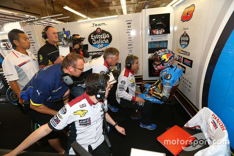 Marc VDS Racing serius mendengarkan Jack Miller