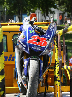 The crashed bike of Maverick Viñales, Yamaha Factory Racing