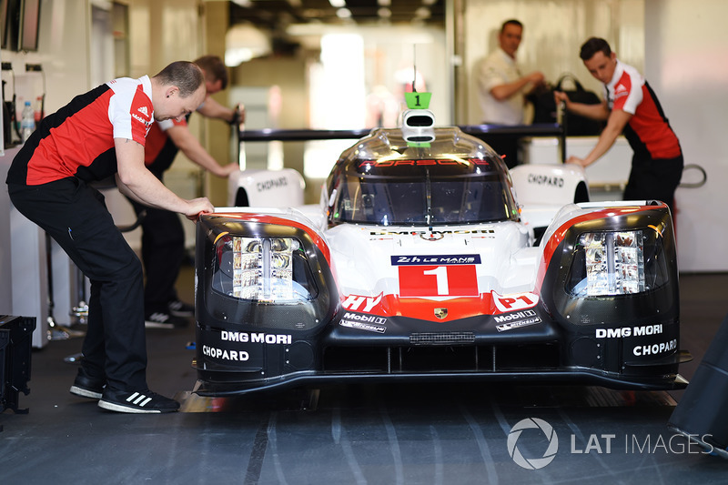 №1 Porsche Team, Porsche 919 Hybrid: Андре Лоттерер, Ник Тэнди, Нил Джани