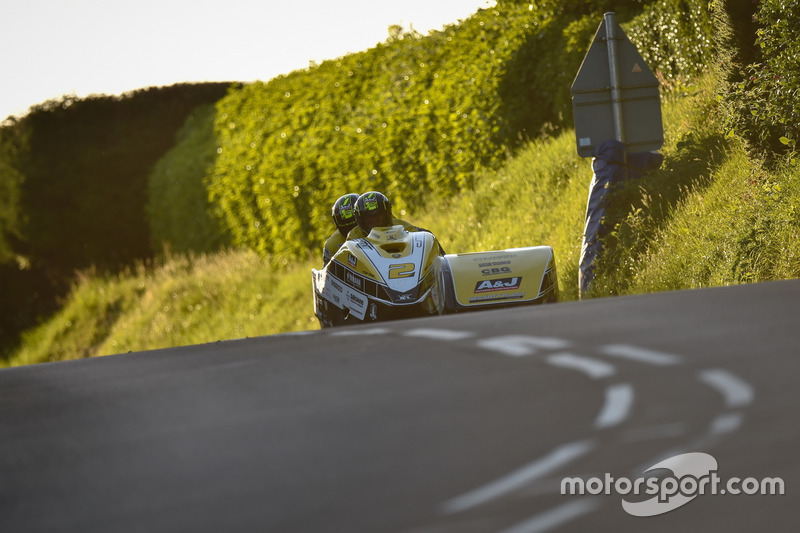 Sidecar TT 1: 3. Platz - Dave Molyneux / Dan Sayle, DMR/A&J Racing