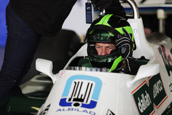 A Williams FW07