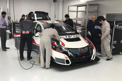 童夢が走らせるシビックTCR