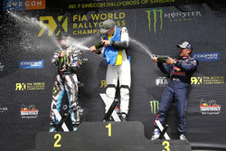 Podyum: Yarış galibi Johan Kristoffersson, Volkswagen Team Sweden, 2. Andreas Bakkerud, Hoonigan Rac