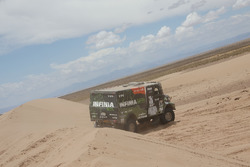 #502 Team De Rooy, IVECO: Federico Villagra, Adrian Yacopini, Ricardo Torlaschi
