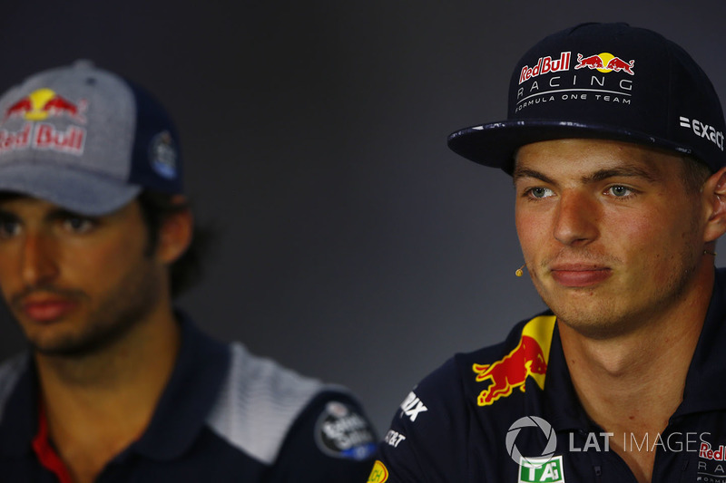 Max Verstappen, Red Bull Racing, Carlos Sainz Jr., Scuderia Toro Rosso