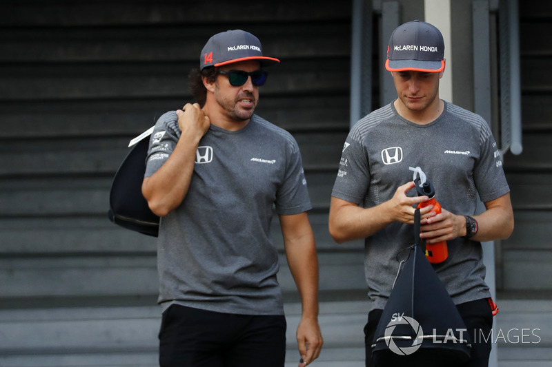 Fernando Alonso, McLaren y Stoffel Vandoorne, McLaren