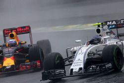 Valtteri Bottas, Williams FW38, Daniel Ricciardo, Red Bull Racing RB12