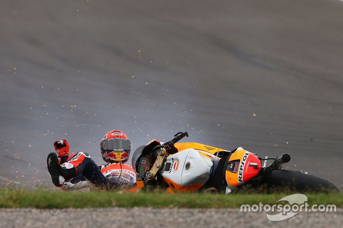Marc Marquez, Repsol Honda Team, crash