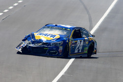Crash: Chase Elliott, Hendrick Motorsports, Chevrolet