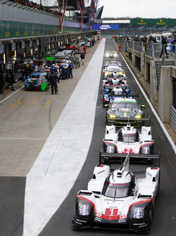 #1 Porsche Team Porsche 919 Hybrid: Neel Jani, Andre Lotterer, Nick Tandy