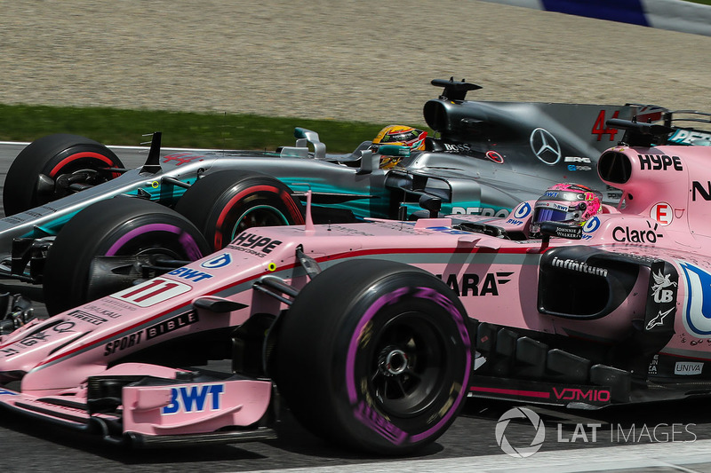 Lewis Hamilton, Mercedes AMG F1 F1 W08 , Esteban Ocon, Sahara Force India VJM10 battle for position