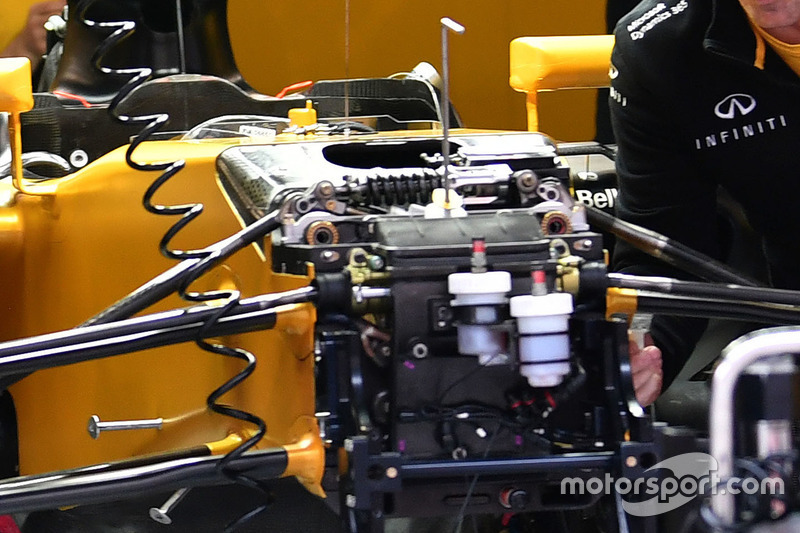 Renault Sport F1 Team RS17 front detail