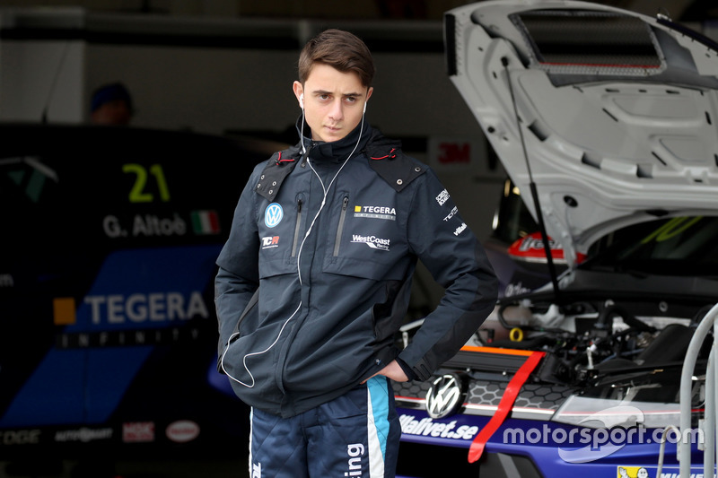 TCR. Самый молодой: Джакомо Альтоэ, West Coast Racing (16 лет)