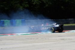 Santino Ferrucci, Haas F1 Team VF-17 spins