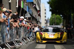 #84 JMW Motorsport Ferrari 488 GTE: Robert Smith, Will Stevens, Dries Vanthoor