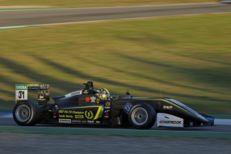 Lando Norris, Carlin Dallara F317 - Volkswagen