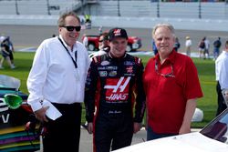 Cole Custer, Stewart-Haas Racing Ford and Gene Haas, Team owner Stewart-Haas