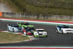 Lorenzo Marcucci, The Club Motorsport, Michele Malucelli, Team Malucelli, Leonardo Solla, Scuderia Costa Ovest, Maurizio Ceresoli, Composit Motorsport e Riccardo Romagnoli, The Club Motorsport in bagarre