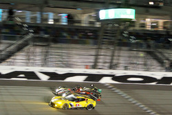 #3 Corvette Racing, Chevrolet Corvette C7.R: Antonio Garcia, Jan Magnussen, Mike Rockenfeller