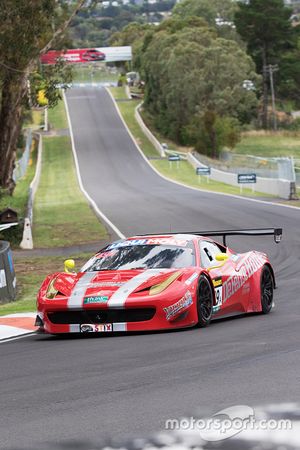 #49 Vicious Rumour Racing Ferrari 458 Italia GT3: Tony Defelice, Andrea Montermini, Benny Simonsen, 