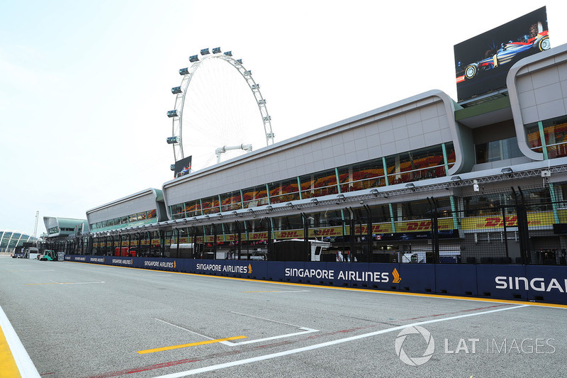 Main straight