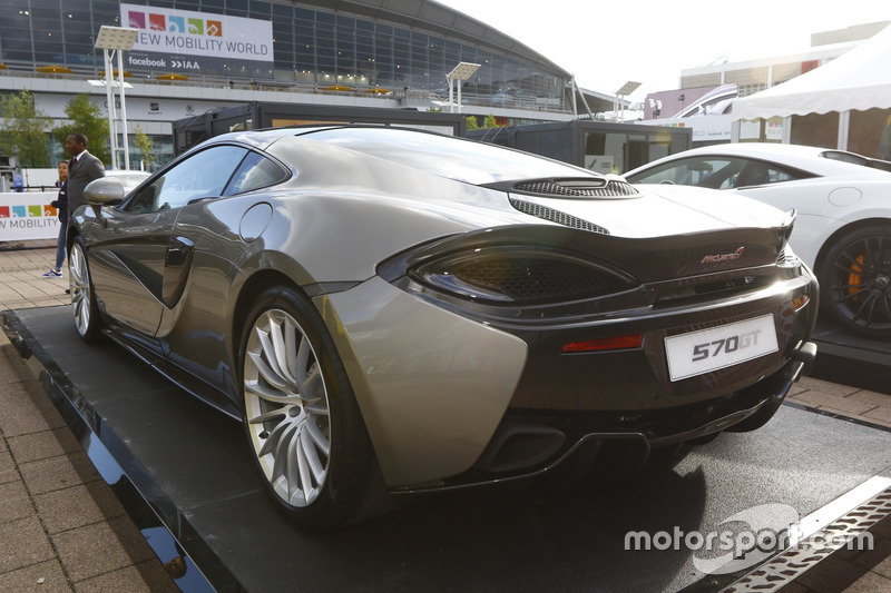 McLaren 570GT