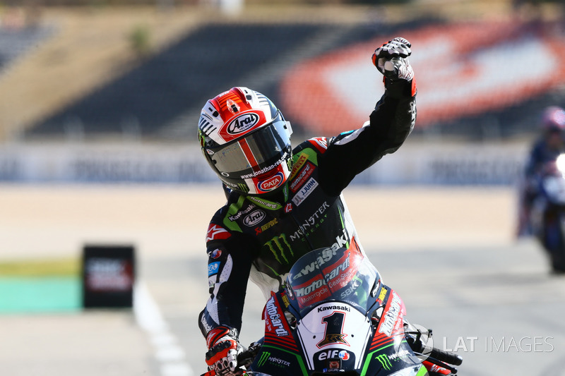 Ganador de la carrera Jonathan Rea, Kawasaki Racing
