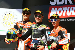 Il vincitore della gara Jonathan Rea, Kawasaki Racing, Chaz Davies, Ducati Team, Marco Melandri, Duc