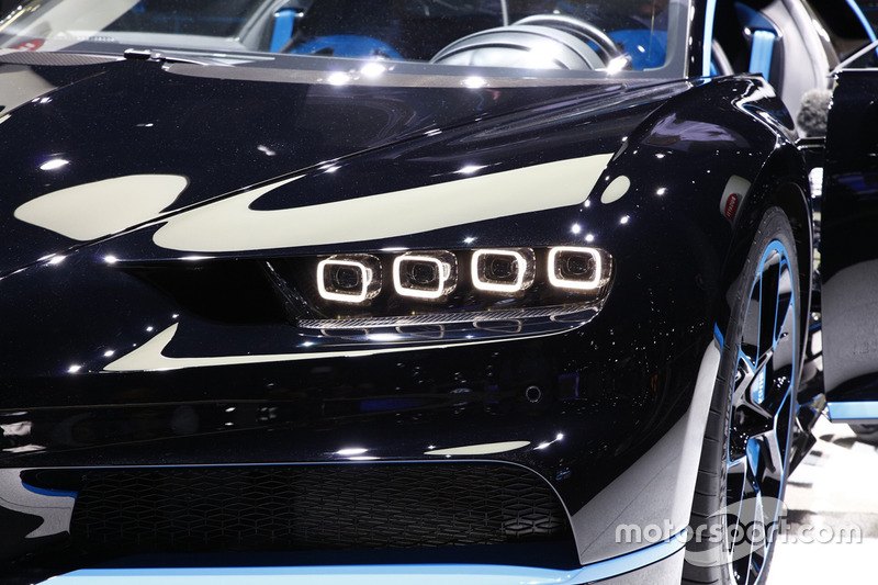 Bugatti Chiron 0-400-0 display