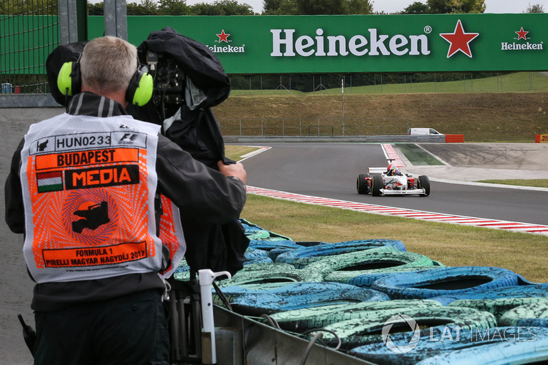 Operador de cámara, Patrick Friesacher, F1 Experiences coche de 2 plazas