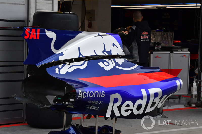 Кожух Scuderia Toro Rosso STR12
