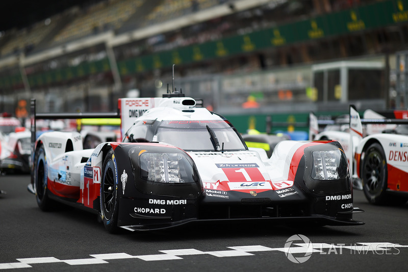 #1 Porsche Team Porsche 919 Hybrid: Neel Jani, Andre Lotterer, Nick Tandy