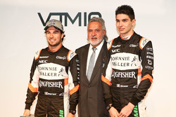 Vijay Mallya, Esteban Ocon and Sergio Perez, Sahara Force India