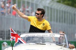 Jolyon Palmer, Renault Sport F1 Team, in the drivers parade