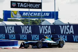James Rossiter pilote la Formule E de démonstration