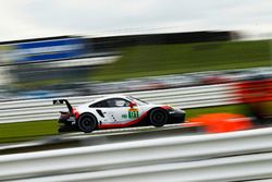 #91 Porsche Team Porsche 911 RSR: Richard Lietz, Frédéric Makowiecki