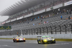 #98 Aston Martin Racing Aston Martin Vantage: Paul Dalla Lana, Pedro Lamy, Mathias Lauda