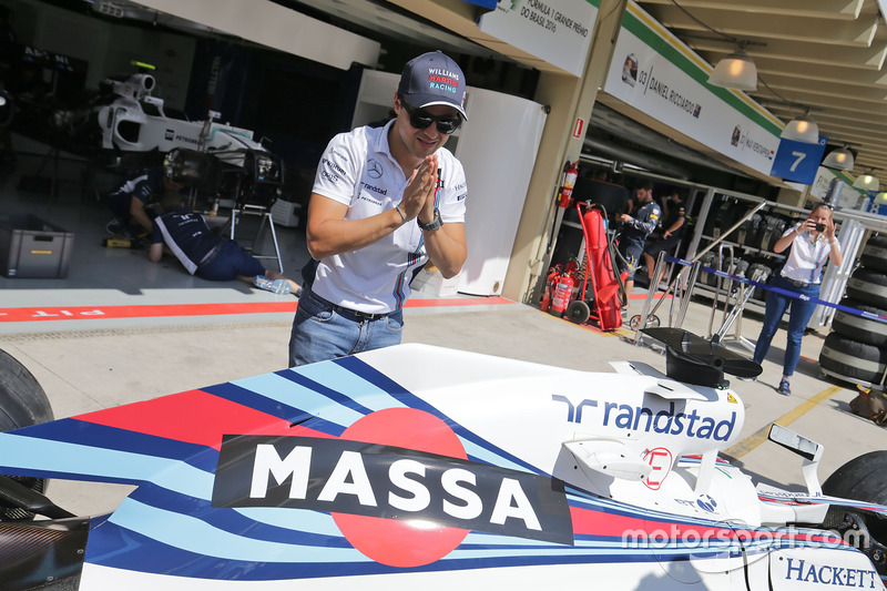 Felipe Massa, Williams FW38 with a specially liveried Williams FW38 marking his retirement from F1