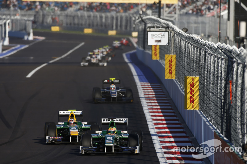 Sochi 2014: Rio Haryanto di depan Pierre Gasly