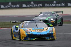 #39 Kessel Racing TP12, Ferrari 488 GT3: Piti Bhirombhakdi, Carlo Van Dam