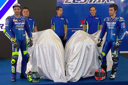 Andrea Iannone und Alex Rins mit der Suzuki GSX-RR für die MotoGP-Saison 2017