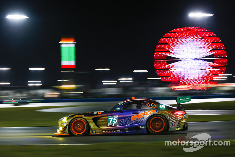 №75 SunEnergy1 Racing Mercedes AMG GT3: Борис Саид, Тристан Вотье, Кенни Хабуль, Маро Энгель