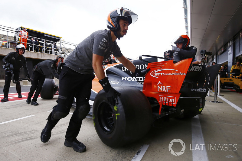 Fernando Alonso, McLaren MCL32