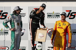 Podium: Race winner Helio Castroneves, Team Penske Chevrolet, second place J.R. Hildebrand, Ed Carpenter Racing Chevrolet, third place Ryan Hunter-Reay, Andretti Autosport Honda