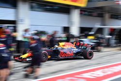 Daniel Ricciardo, Red Bull Racing pitstop