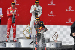 Daniel Ricciardo, Red Bull Racing, Sebastian Vettel, Ferrari, Valtteri Bottas, Mercedes AMG F1