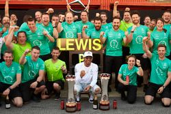 1. Lewis Hamilton, Mercedes AMG F1